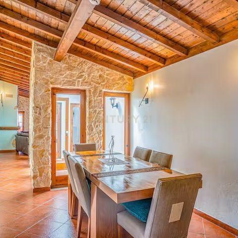 Painho e Figueiros, Lisbon - Photo 1