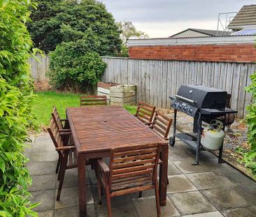 Character Home - Photo 3