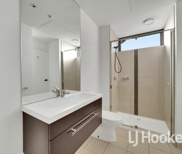 Modern & Spacious Living in the Heart of Southbank - Photo 6