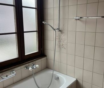 Non loin du centre-ville, appartement de 2.5 pièces à louer - Foto 3