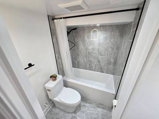 For Lease - 535 Danks Ridge Drive Unit# LWR, Ajax, Ontario - Photo 1