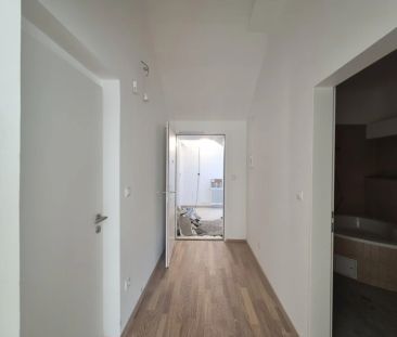 2-Zimmer Wohnung frisch renoviert mit neuer Küche! - Photo 3