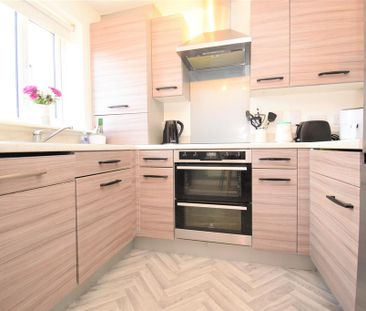 2 bedroom detached house to rent - Photo 5