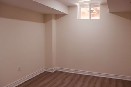 For Lease - 335 Silk Twist Drive Unit# BASEMENT, East Gwillimbury, Ontario - Photo 5