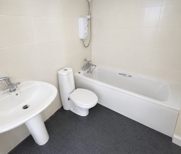 2 bedroom flat to rent - Photo 6