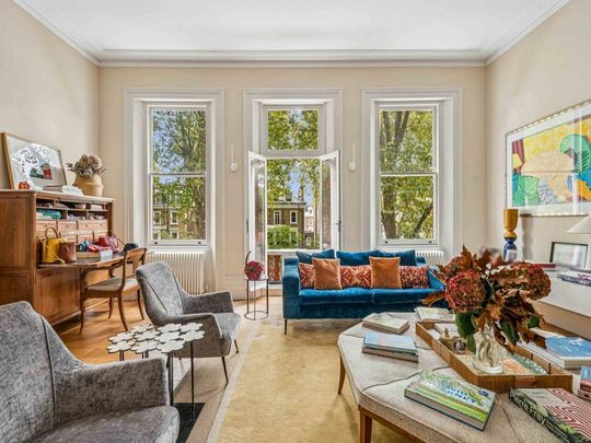 6 bedroom flat to rent - Photo 1