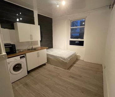 Studio Flat, Southampton Road, NW5 - Photo 6
