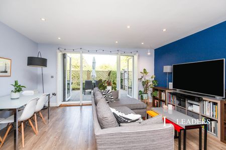 Sycamore Avenue, GU22 - Photo 5