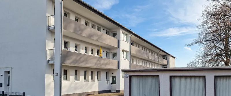 Sanierte Wohnung nebst Balkon und Duschbad - Foto 1