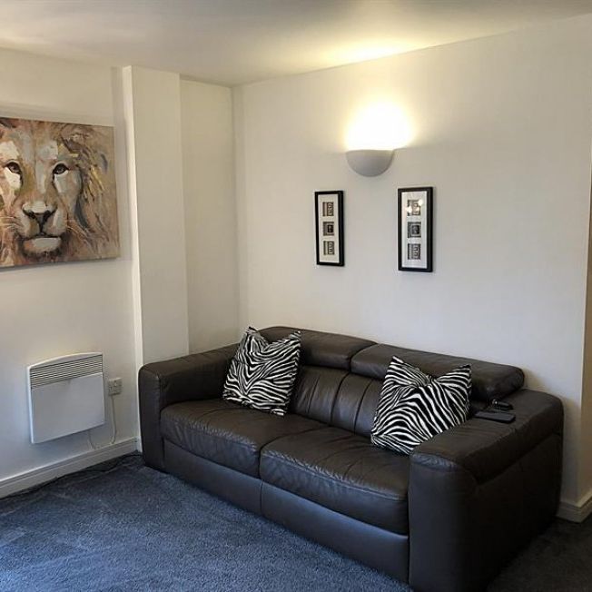2 Bedroom Apartment To Let - Photo 1