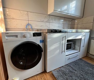 Studio Flat, Ellesmere Road, W4 - Photo 4