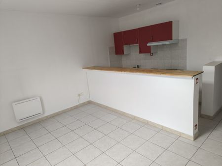 Location Appartement 2 pièces 30m² LAROCHE ST CYDROINE 89400 - Photo 4