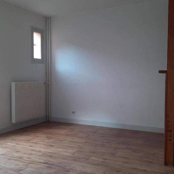 Location appartement 1 pièce 29 m² à Albertville (73200) - Photo 1