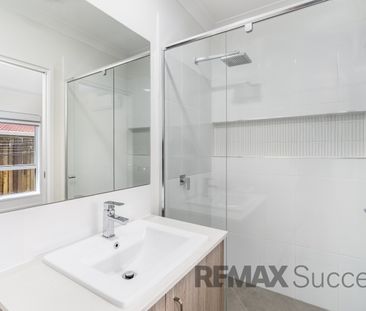 2/5 Noll Street, Kearneys Spring QLD 4350 - Apartment For Rent | Do... - Photo 6