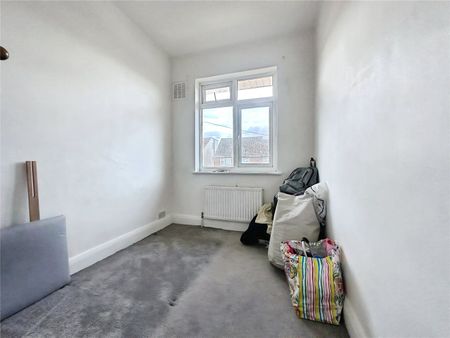 Priory Road, Hounslow, Middlesex, TW3 2RA - Photo 2