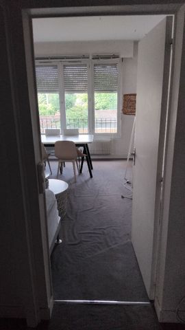 Appartement T3 Rueil-Malmaison à louer - Photo 2