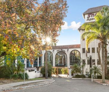 Semi-Furnished Studio Apartment in the Shore Apartments - Photo 1