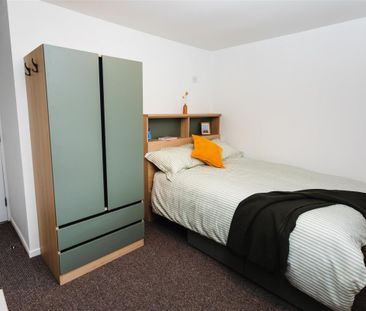5 bedroom Student Flat to rent in Holland Drive, Arthurs Hill, Newc... - Photo 6