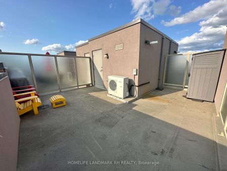 For Lease - 90 Orchid Place Drive Unit# 308, Toronto, Ontario - Photo 4