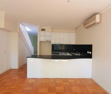 8/34-44 Regent Street, Elsternwick VIC 3185 - Townhouse For Rent | ... - Photo 6