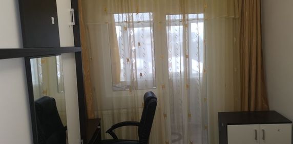 Închiriez apartament cu 2 camere - Fotografie 2