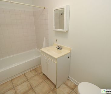 2 1/2-445, avenue des Oblats, Saint-Sauveur à louer - Photo 4