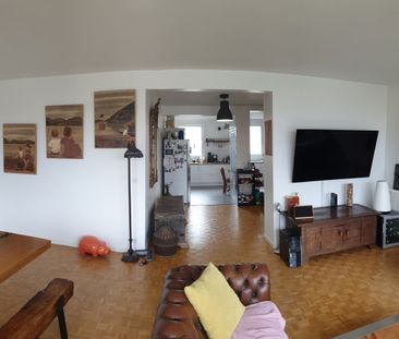 Location Appartement 5 pièces 107m² CHATOU 78400 - Photo 2