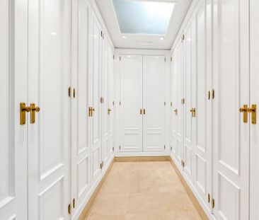 5 bedroom luxury Villa for rent in Marbella, Andalusia - Photo 2