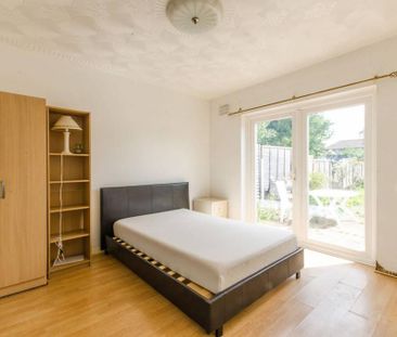 3 bedroom house to rent - Photo 3