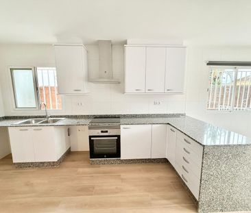 4 room luxury Detached House for rent in Rocafort, Valencia - Photo 6