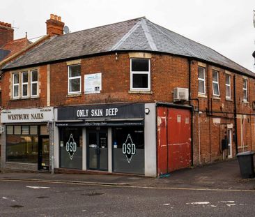 3 bedroom flat to rent - Photo 3