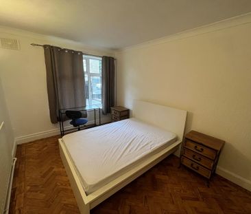 2 bedroom property to rent - Photo 2