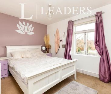 3 bedroom end of terrace house to rent - Photo 1