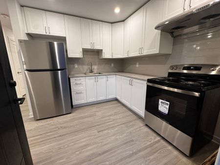 For Lease - 17 Cornwallis Drive Unit# Unit 3 - Rear Upper, Toronto, Ontario - Photo 5