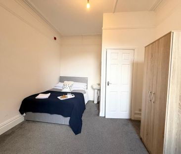 16 bedroom house share to rent - Photo 2