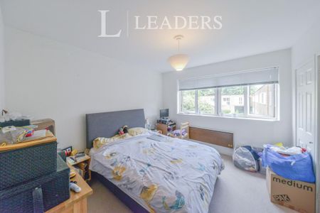 2 bedroom flat to rent - Photo 5