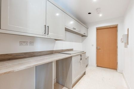 4 bedroom detached house to rent - Photo 3