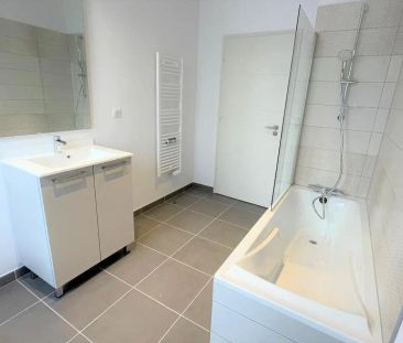 Appartement à louer 3 pièces 66.55m² - Photo 3