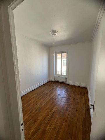 Location Appartement 3 pièces 65m² VILLEURBANNE 69100 - Photo 2