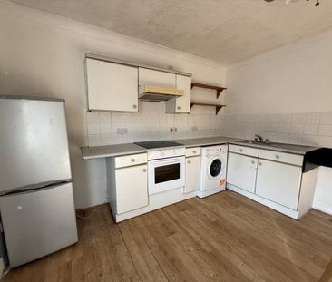 Templar Court, Southampton - Photo 1