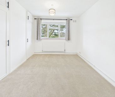 Carpenters Court, Hampton Road, Twickenham, Middlesex, TW2 - Photo 2