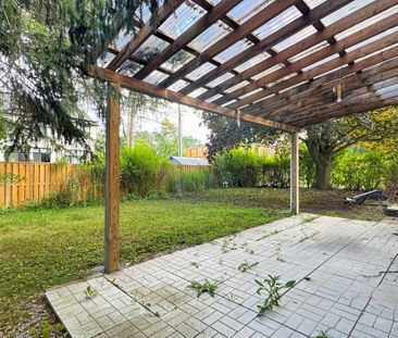 For Lease - 105 Betty Ann Drive, Toronto, Ontario - Photo 2