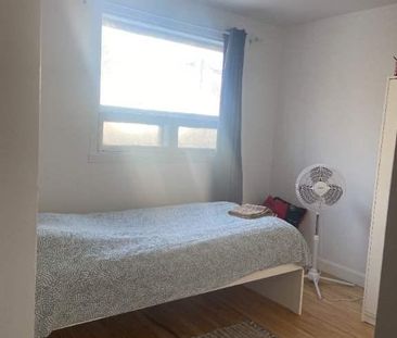 4 1/2 Quartier Limoilou- disponible immédiatement - Photo 4