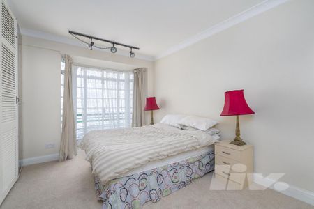 3 bedroom apartment to rent - Photo 4