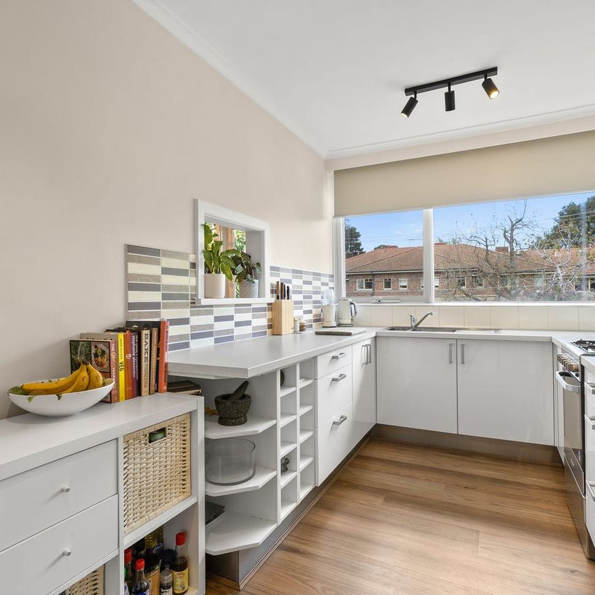 Modern style, ultra convenience - Photo 1