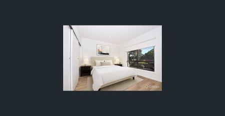 Spacious family home in the heart of Mordialloc - Photo 2