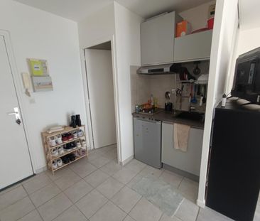 Location Appartement 1 pièce 25m² CAEN 14000 - Photo 3