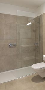 Living generously in Aesch: 4.5-room apartment full of light and quality of life - Foto 3