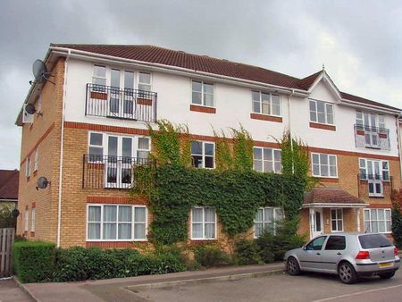 Alexandra Gardens, Woking, Surrey, GU21 - Photo 2