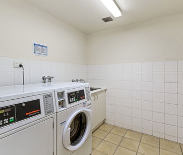 ONE BEDROOM FURNISHED APARTMENT - Photo 6